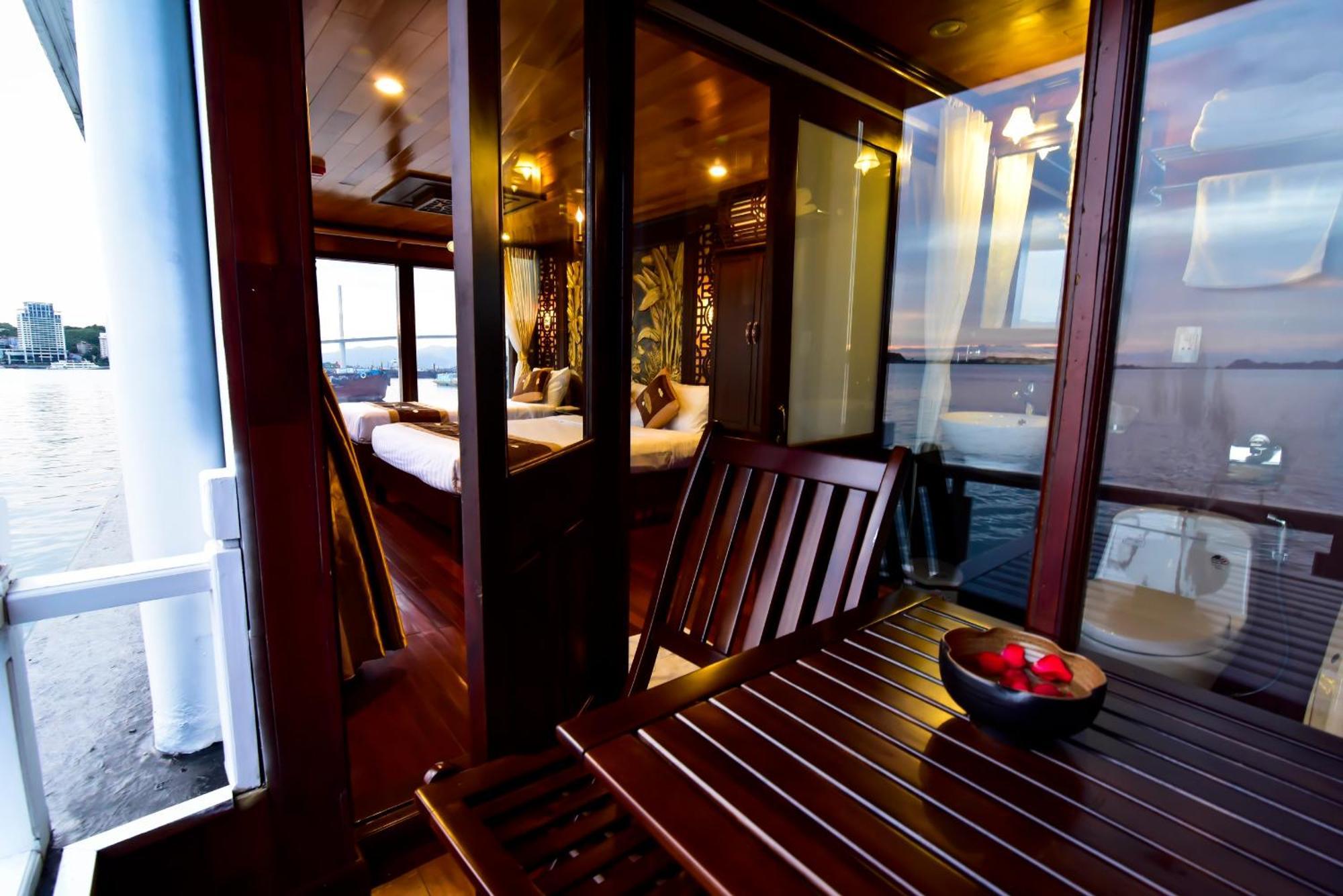 Renea Cruises Halong Hotel Ha Long Eksteriør billede