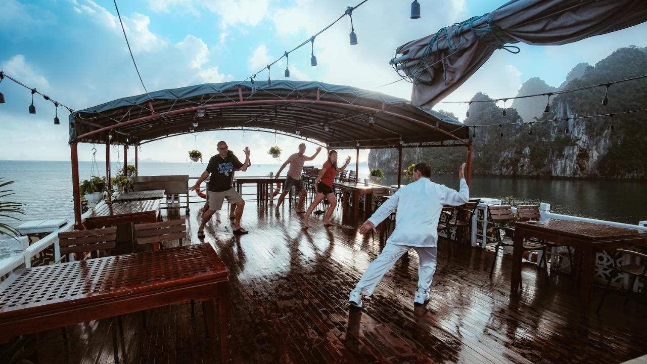 Renea Cruises Halong Hotel Ha Long Eksteriør billede